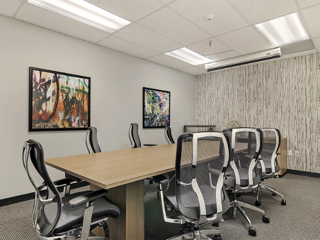 26 W Dry Creek Cir Littleton