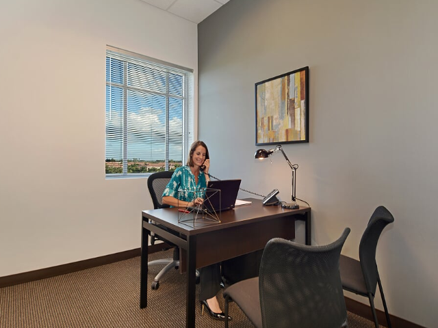 2054 Vista Pkwy in West Palm Beach