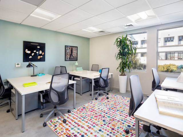 730 Arizona Ave in Santa Monica