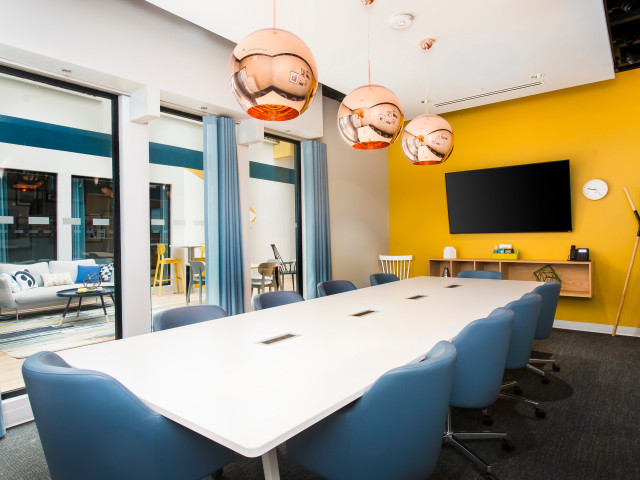 730 Arizona Ave in Santa Monica