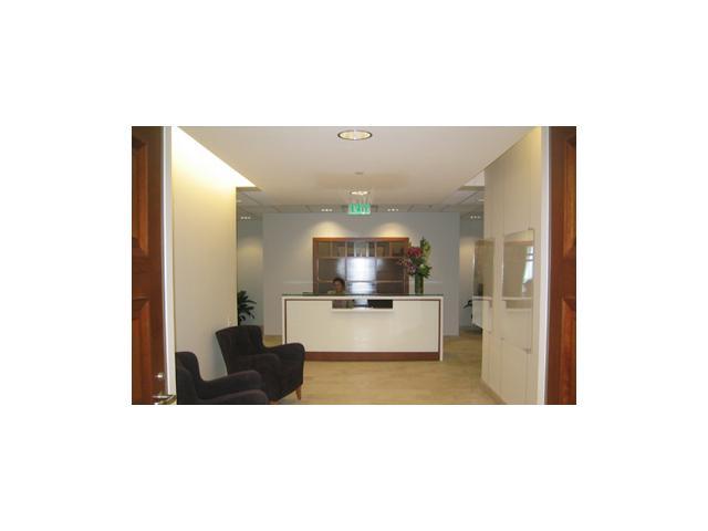 555 W 5th St in Los Angeles