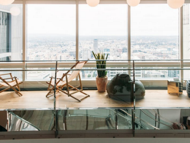 555 W 5th St in Los Angeles