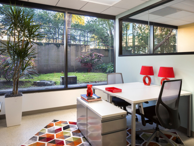 99 Yorkville Avenue in Toronto