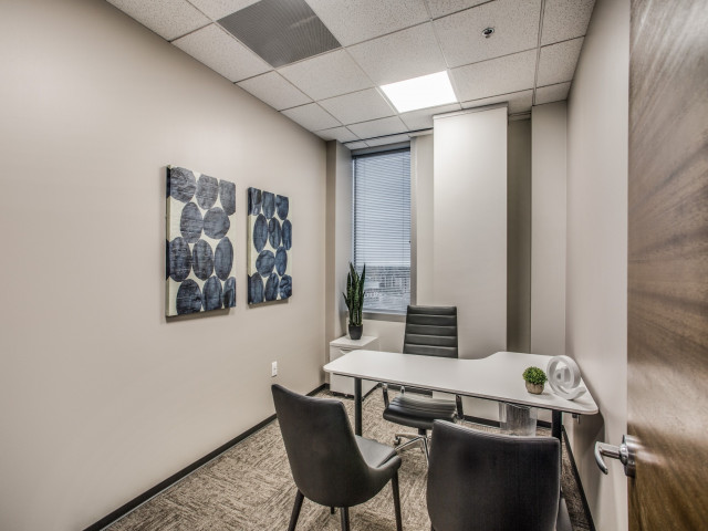 77 Sugar Creek Center Blvd, Suite 600 in Sugar Land