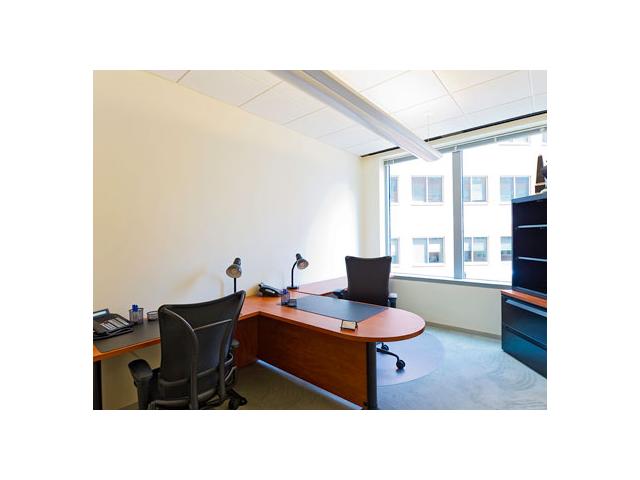 2000 Duke Street in Alexandria