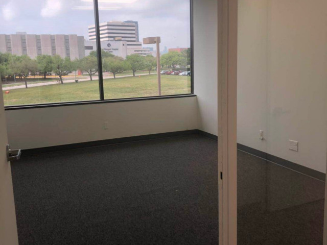 7707 Fannin St #250 in Houston