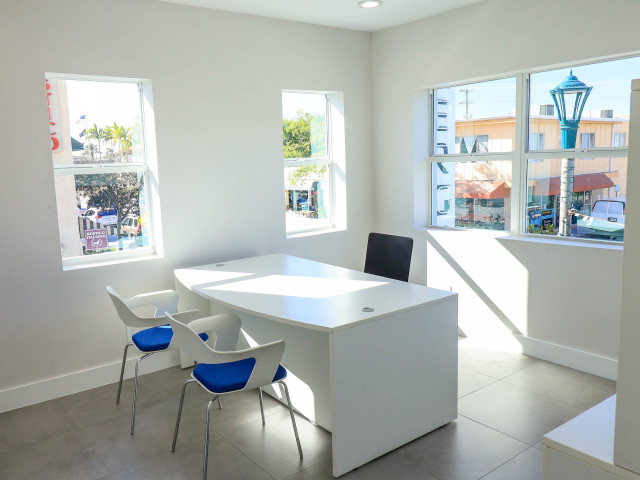 631 Lucerne Ave in Lake Worth