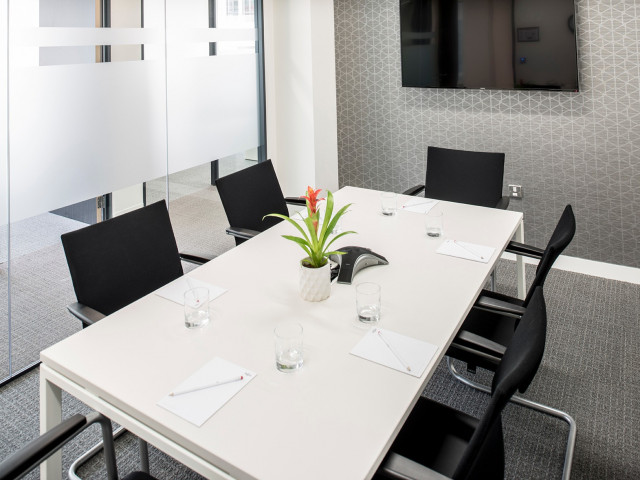 15 N Main St West Hartford