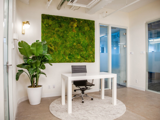 251 W 30th St in New York