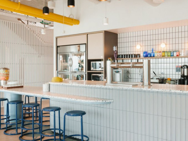 3200 Park Center Dr in Costa Mesa