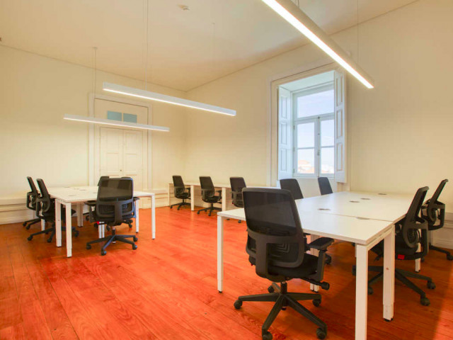 1640 Boro Pl in Tysons