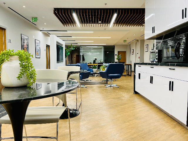 7918 Jones Branch Dr Mclean