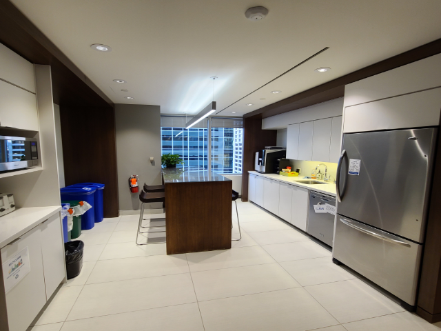 144 4th Ave SW in Calgary