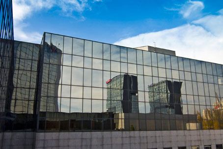 World Trade Centre, Piata Montreal in Bucharest