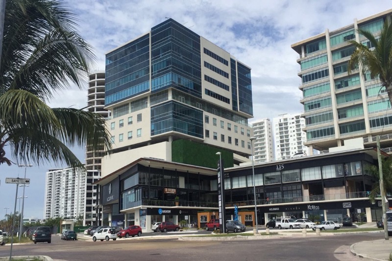 Azuna Corporate Center in Cancun