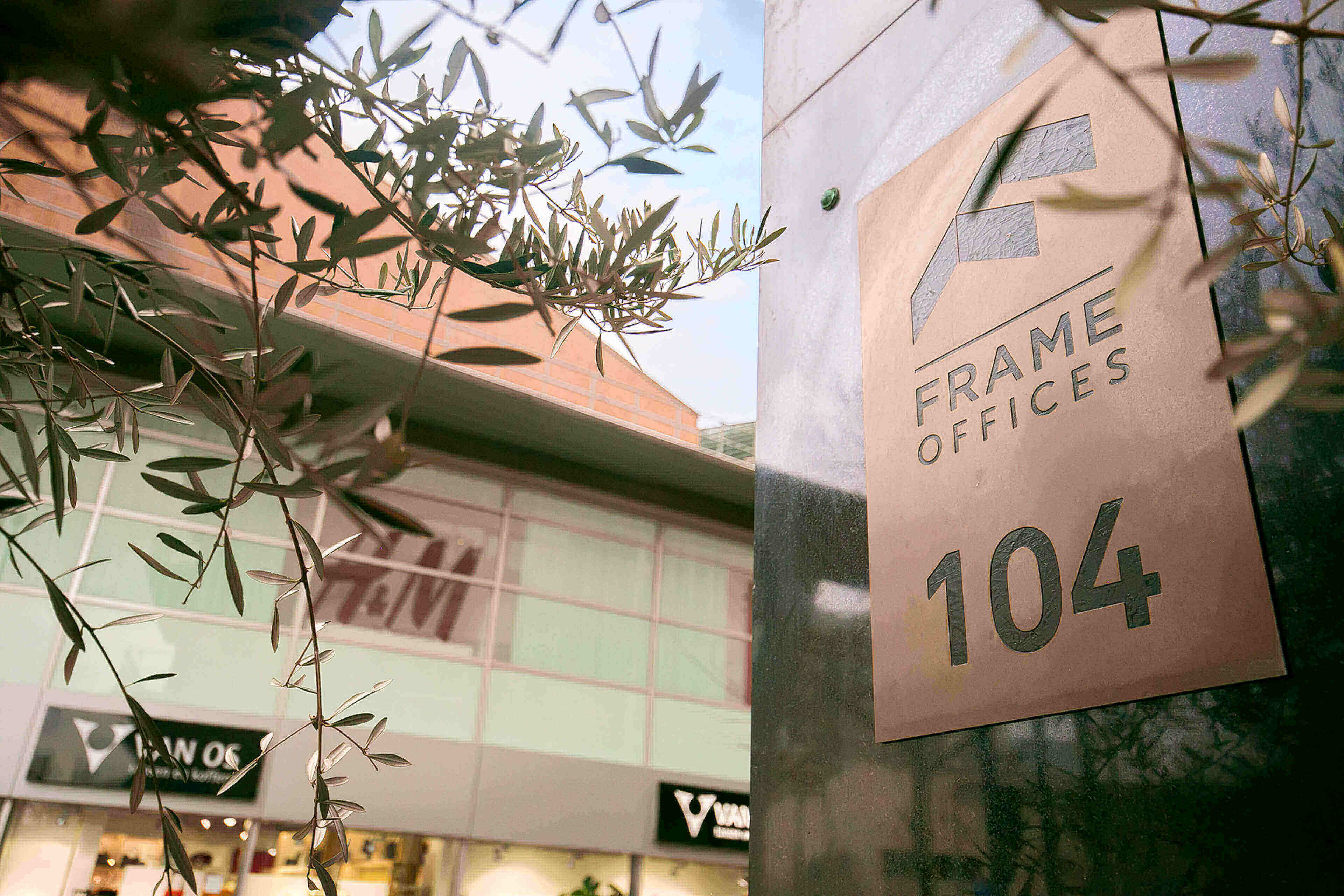 Coolsingel 104 in Rotterdam