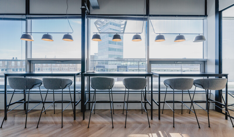 Bos en Lommerplein in Amsterdam