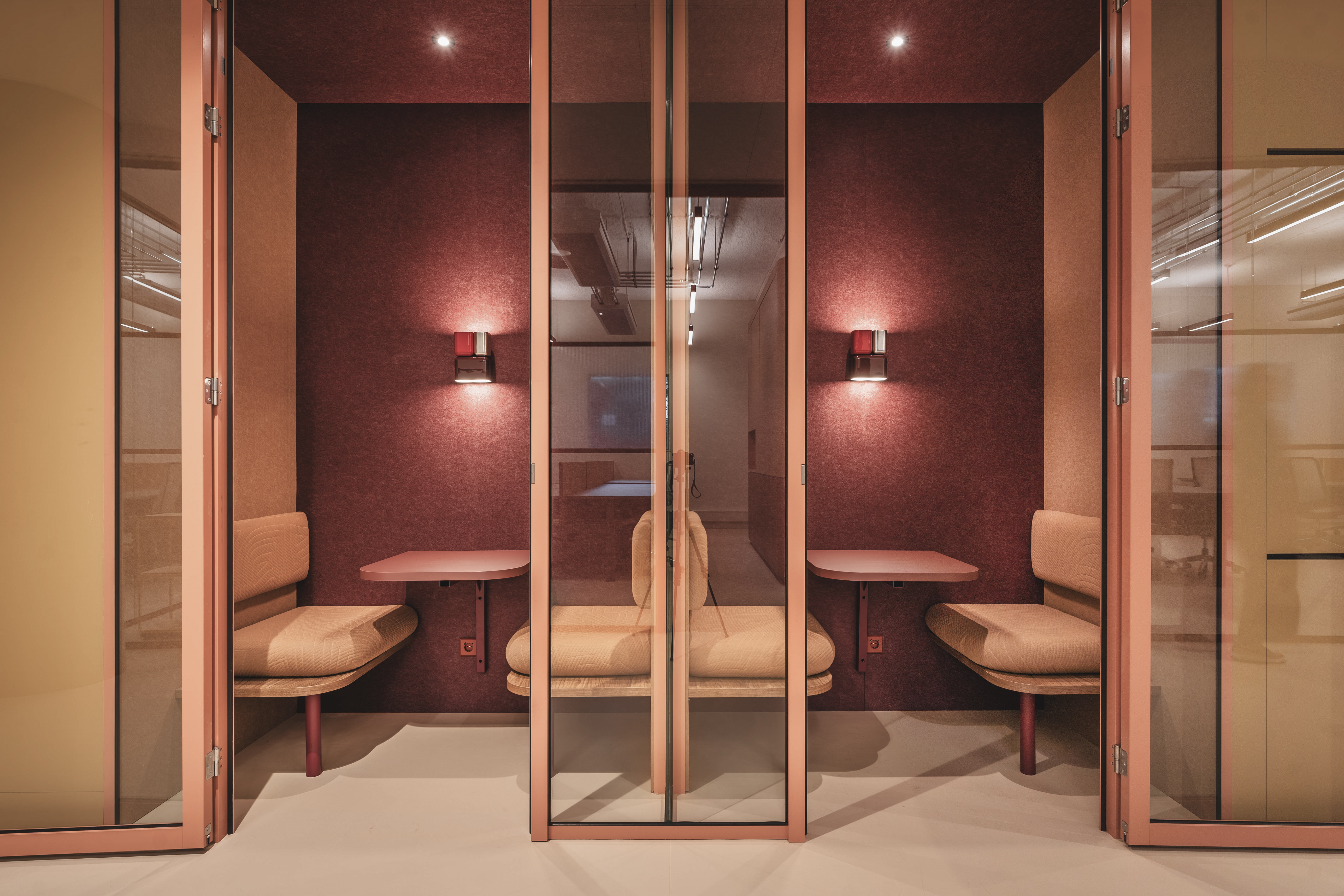 Zeestraat 70 in The Hague