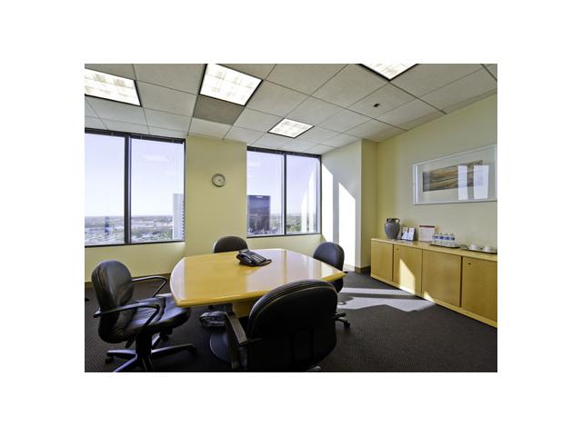 600 Anton Boulevard in Costa Mesa