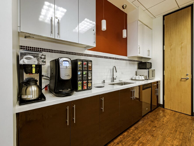 655 North Central Avenue in Glendale