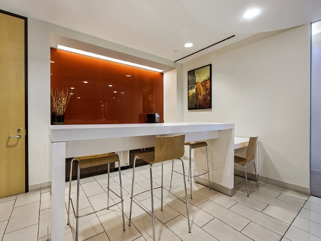 655 North Central Avenue in Glendale