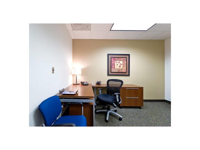 99 Derby Street in Hingham