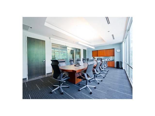 333 University Ave in Sacramento