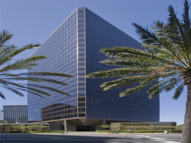 1800 Century Park E in Los Angeles