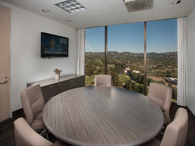 1800 Century Park E in Los Angeles