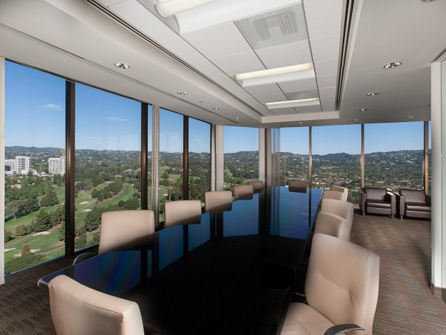 1800 Century Park E in Los Angeles