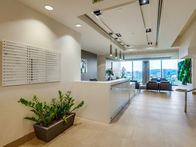 1800 Century Park E in Los Angeles