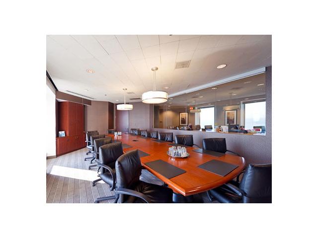 980 North Michigan Avenue in Chicago