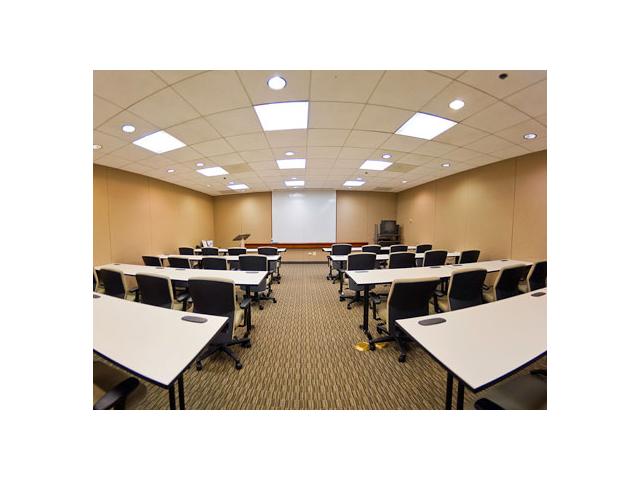 5600 North River Road in Rosemont