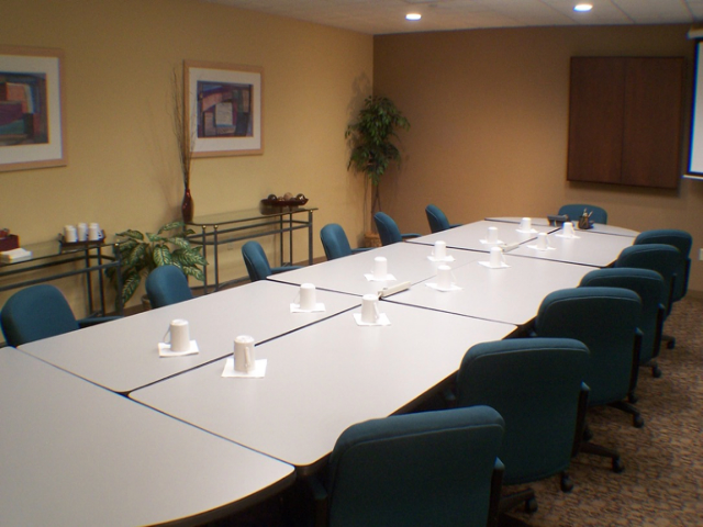 655 Metro Place South in Dublin