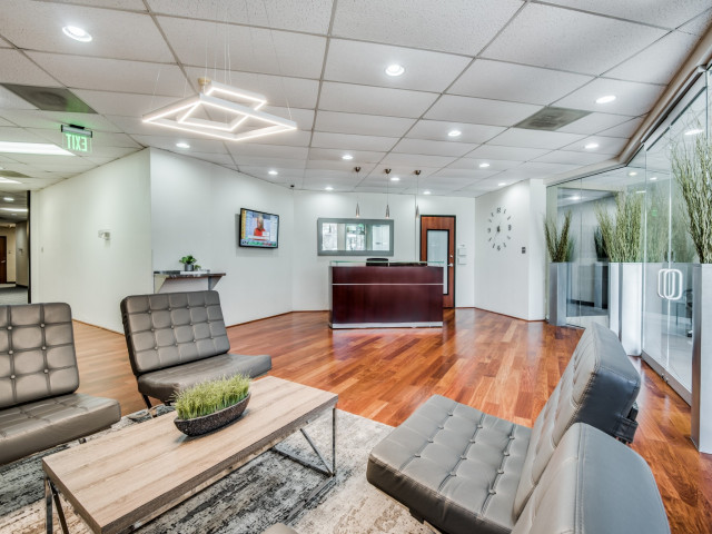 1701 W Northwest Hwy in Grapevine