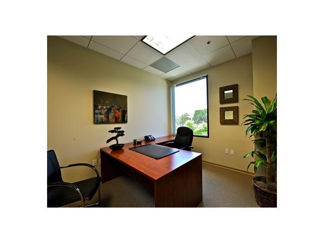 2625 Townsgate Rd in Thousand Oaks