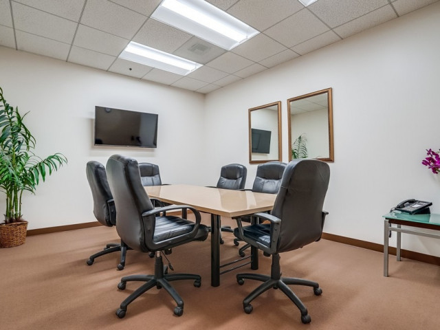 2625 Townsgate Rd in Thousand Oaks