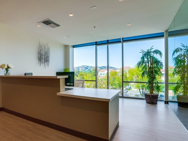 2625 Townsgate Rd in Thousand Oaks