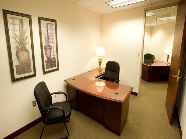 4860 Cox Road in Glen Allen