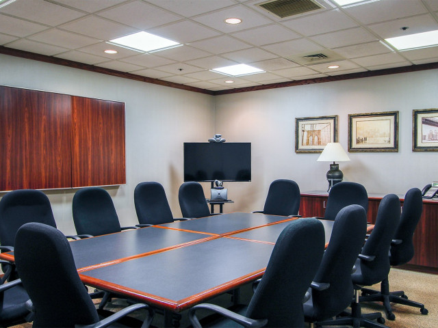 39111 West Six Mile Road in Livonia