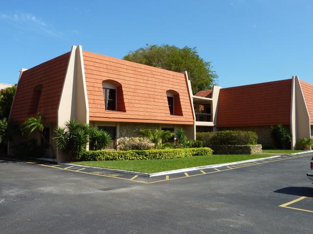 4699 N Federal Hwy in Pompano Beach