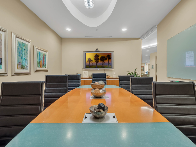 121 South Orange Avenue in Orlando