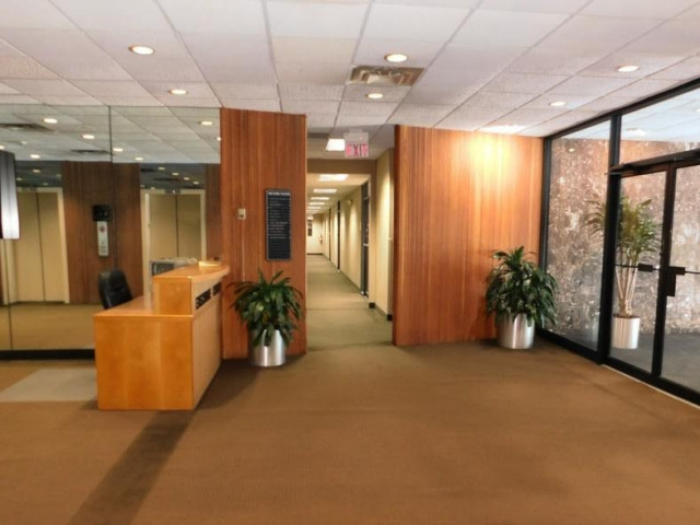 560 Sylvan Ave. in Englewood Cliffs