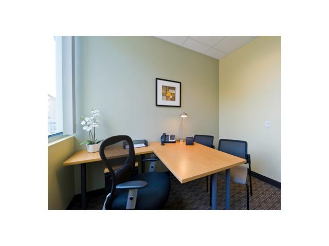 11200 W Broadway St in Pearland