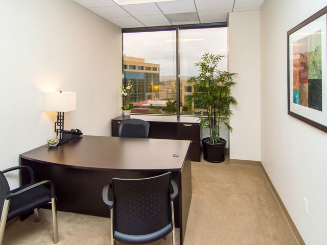 4000 MacArthur Blvd in Newport Beach