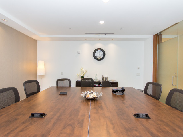 2525 Ponce De Leon Blvd in Coral Gables