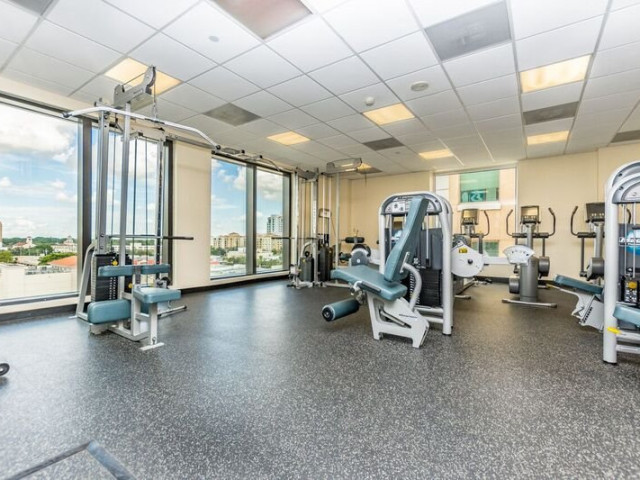 2525 Ponce De Leon Blvd in Coral Gables