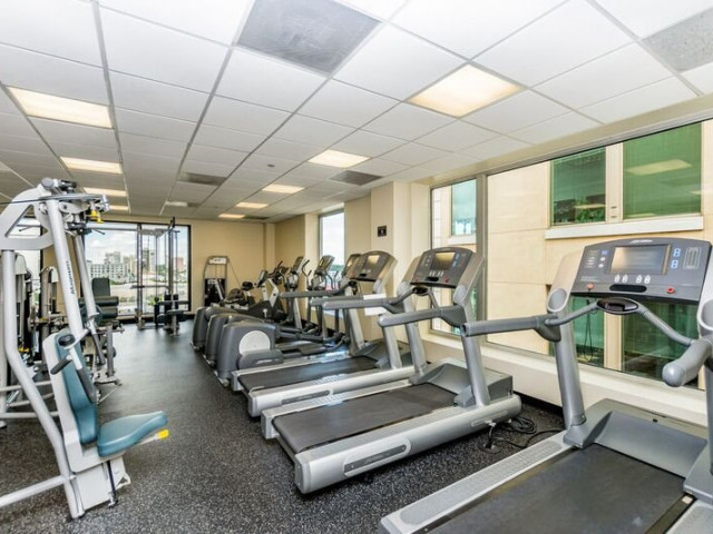 2525 Ponce De Leon Blvd in Coral Gables