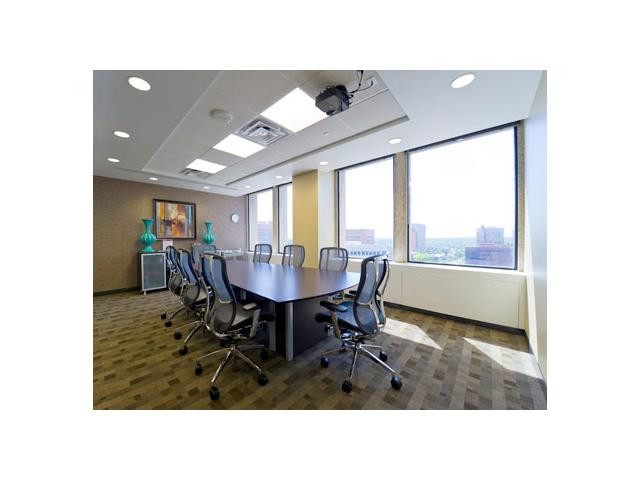 7733 Forsyth Blvd in Clayton