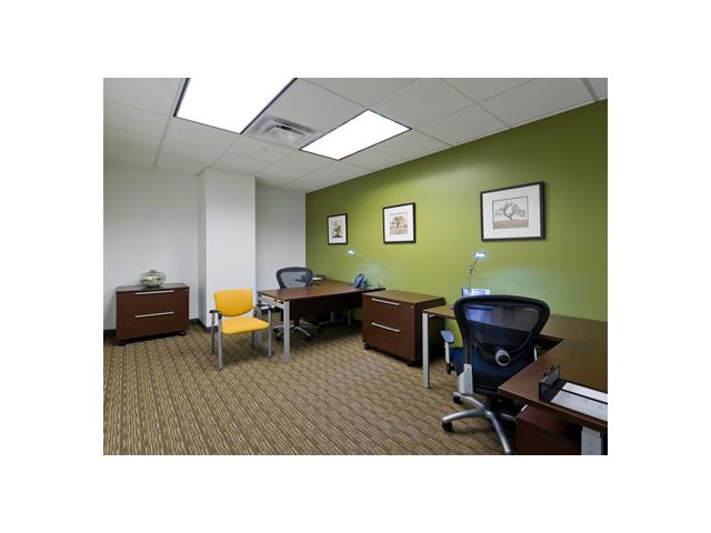 7733 Forsyth Blvd in Clayton